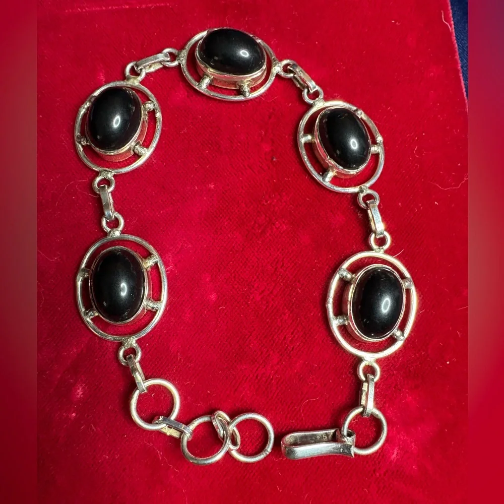 Bracelet 925 Sterling Silver Cabochon Black Onyx Gemstones Large Link Hook Clasp